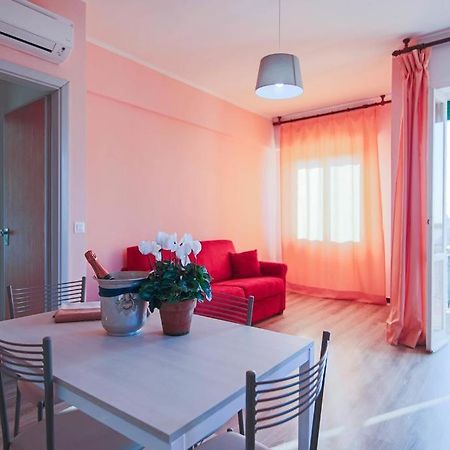 Residence Riviera Mare Пиетра Лигуре Екстериор снимка